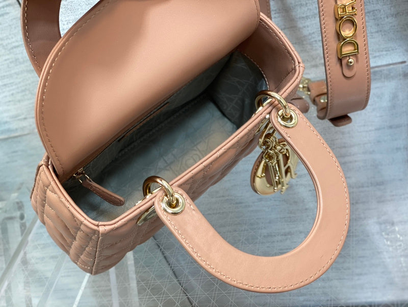 COZY - DOR Bags - 153