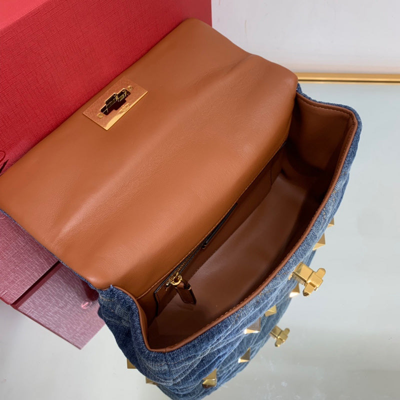 JB - VEL Lady Bags - 011