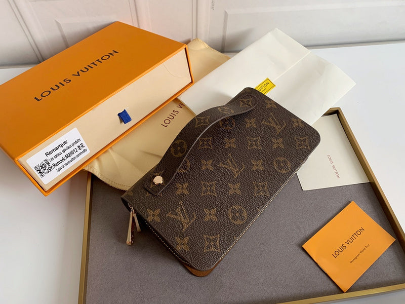 COZY BAGS - LOV Wallets - 690