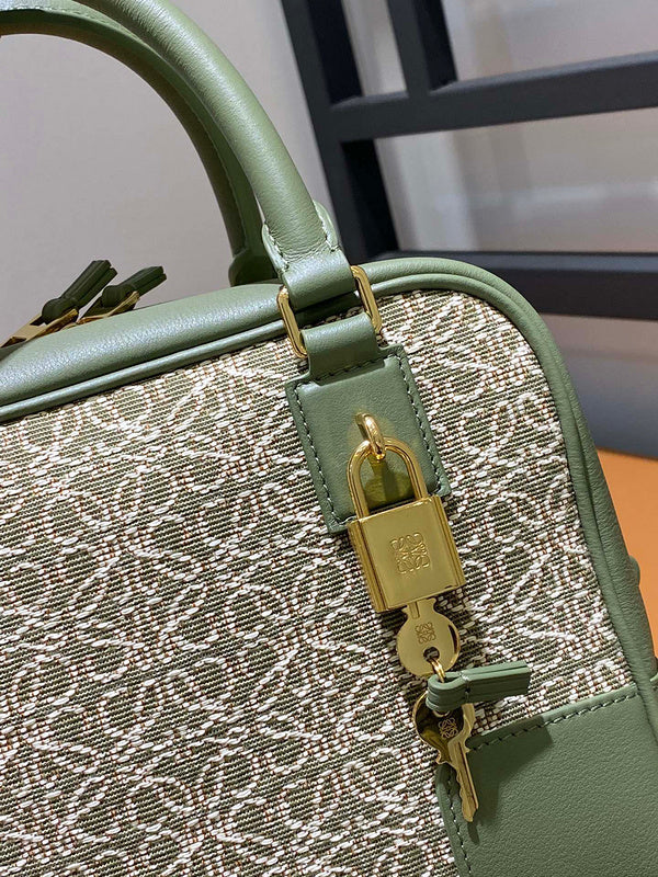 JB - LWO Lady Bags - 012