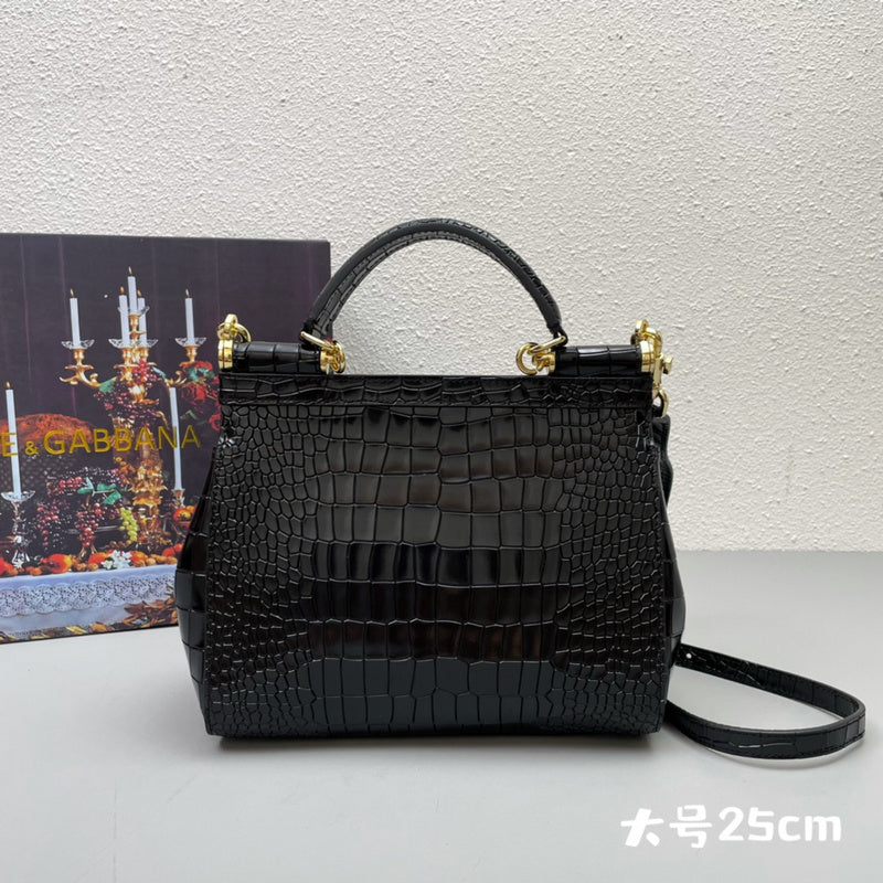 COZY - DAG Bags - 111