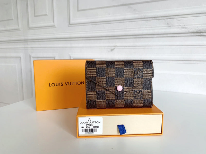COZY BAGS - LOV Wallets - 828