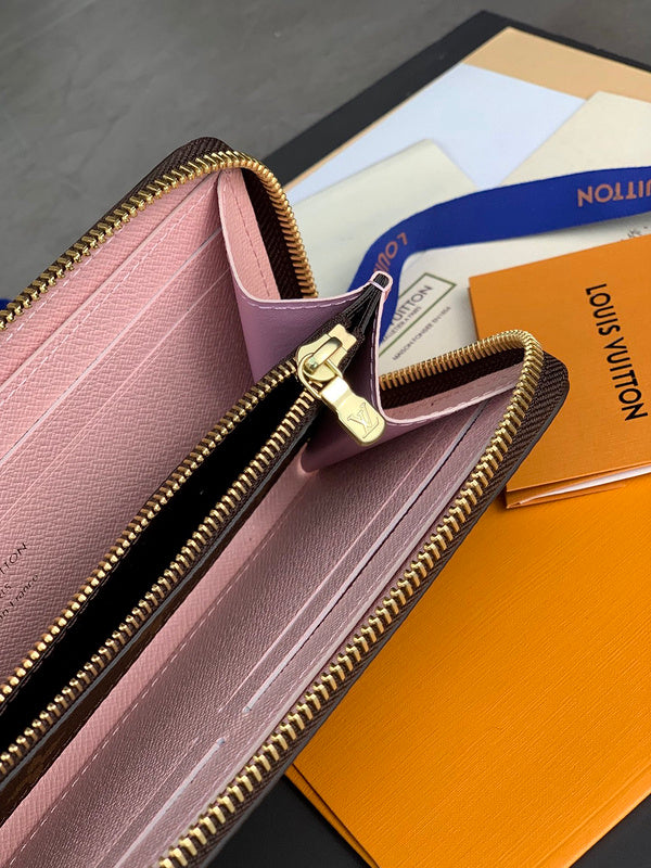 COZY - LOV Wallets - 164