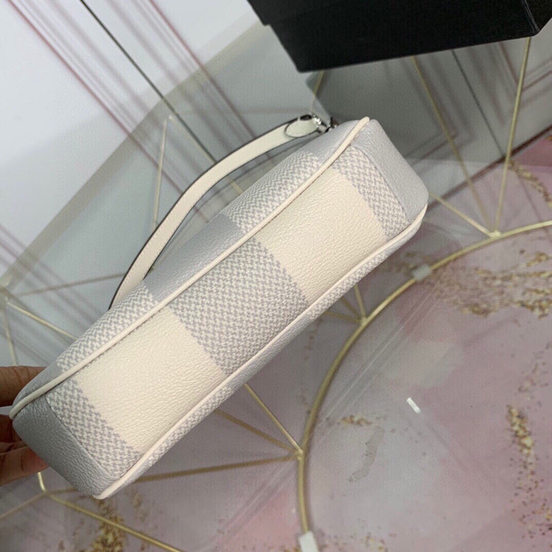 COZY - CAH Bags - 385