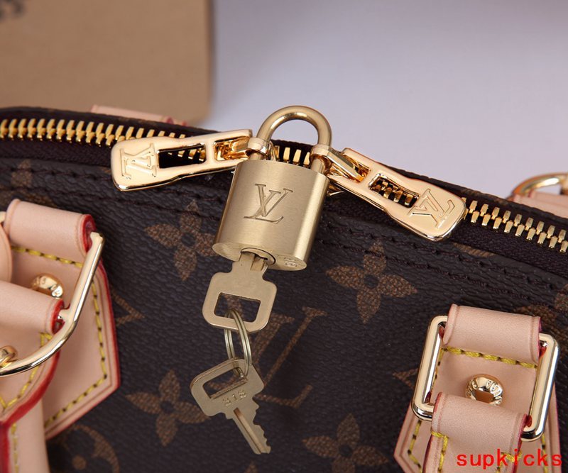 COZY BAGS - Mix Wallets - 656