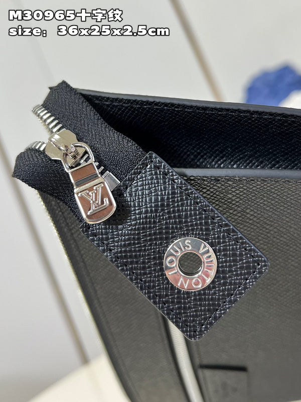 COZY - LOV Wallets - 106