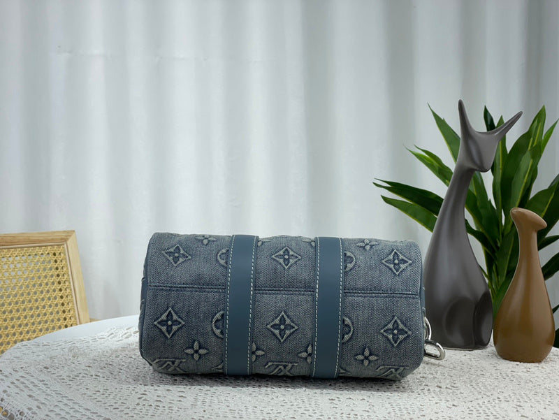 JB - LOV Travel Bags - 031