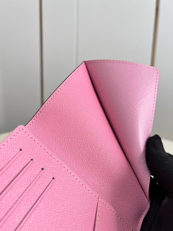 COZY - LOV Wallets - 445