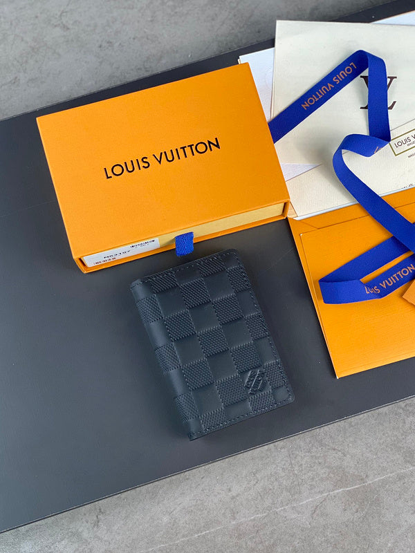 COZY - LOV Wallets - 258