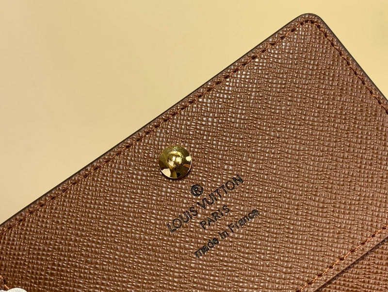 COZY - LOV Wallets - 296