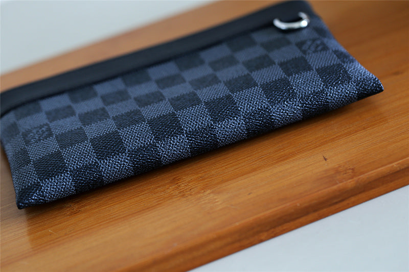 COZY BAGS - LOV Card Case - 122