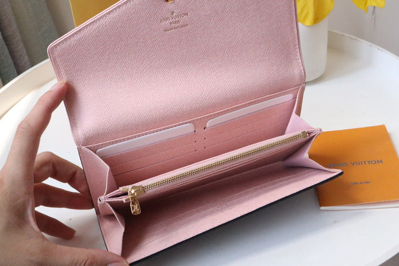 COZY - LOV Wallets - 481