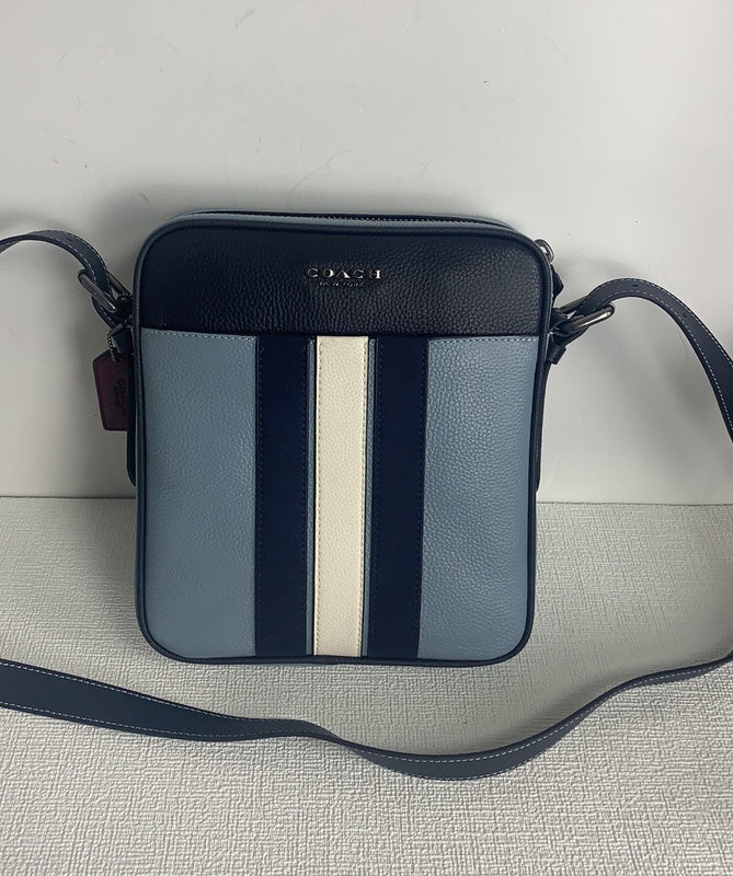 COZY - CAH Bags - 570