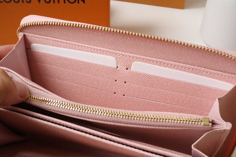 COZY BAGS - LOV Wallets - 604