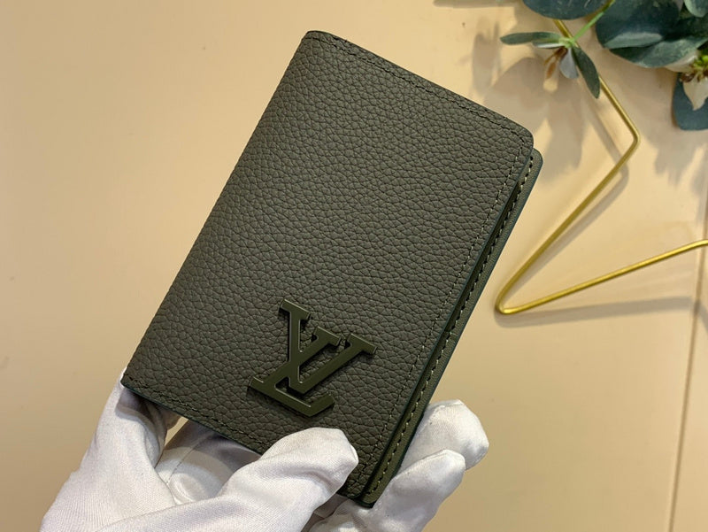 COZY - LOV Wallets - 244