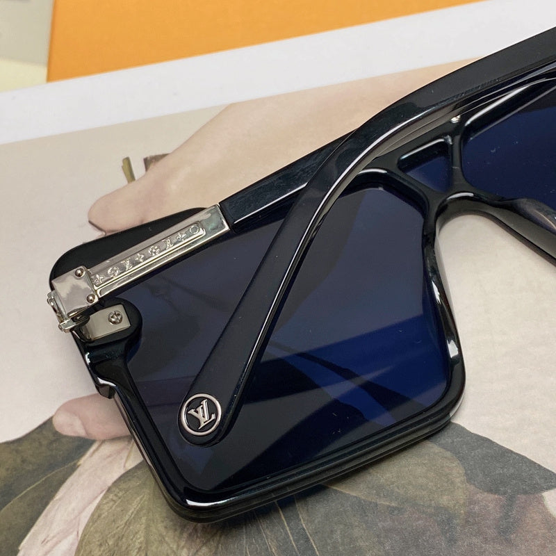 JB - LOV Sunglasses - 103