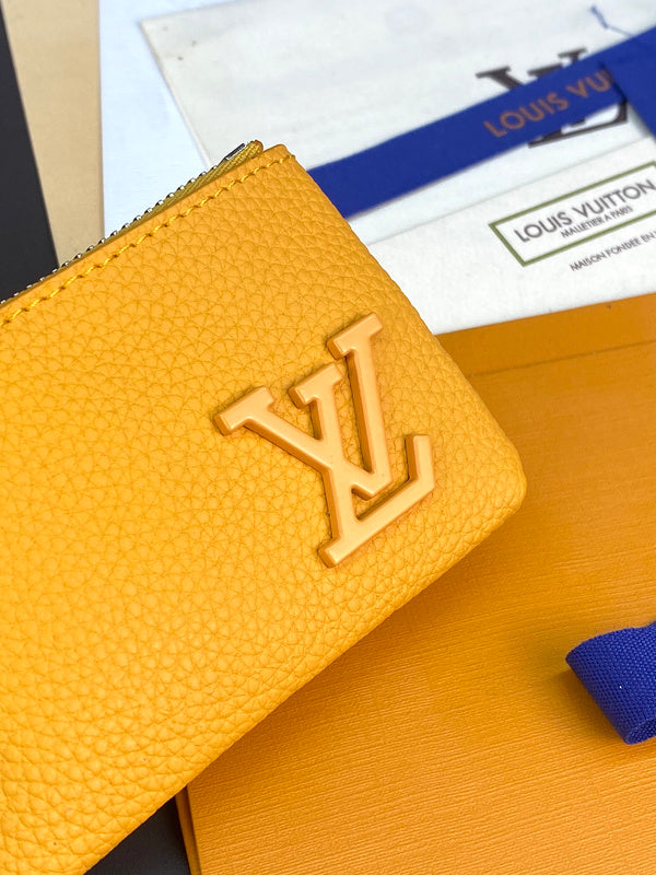 COZY - LOV Wallets - 004