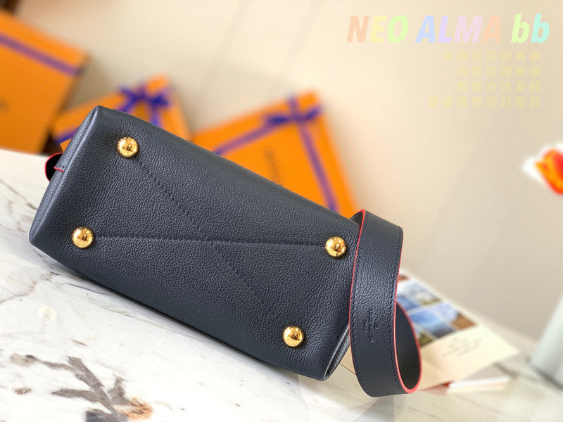 COZY BAGS - LOV Bags - 2003