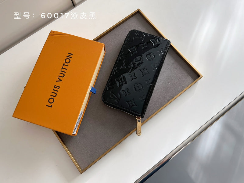 COZY BAGS - LOV Wallets - 693