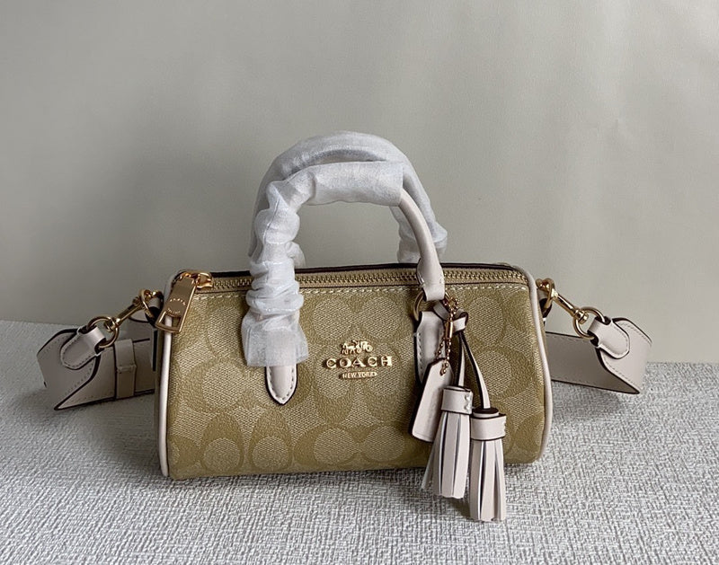 COZY - CAH Bags - 200