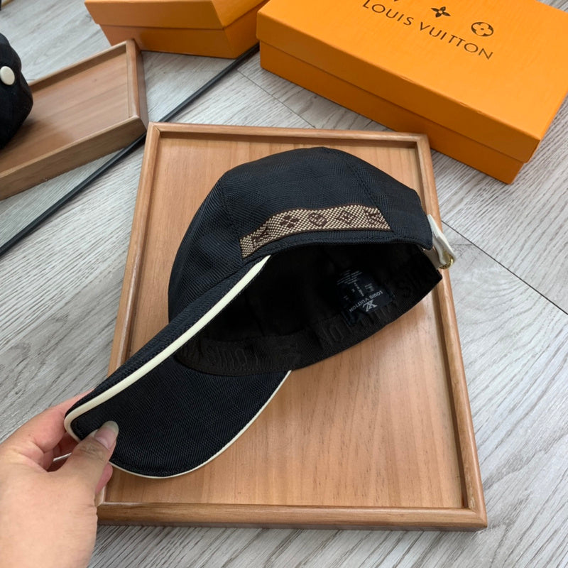 COZY BAGS - LOV Hats & Caps - 044