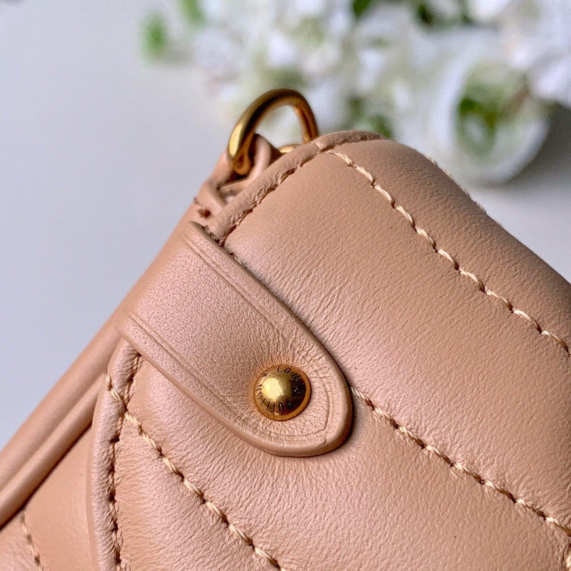 COZY - LV Bags - 5400