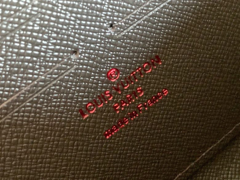 COZY BAGS - LOV Wallets - 695