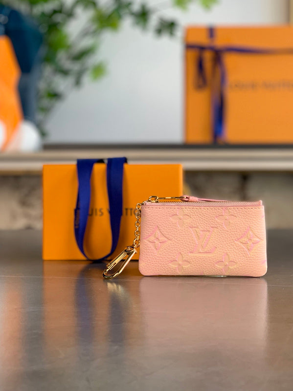 COZY - LOV Wallets - 478