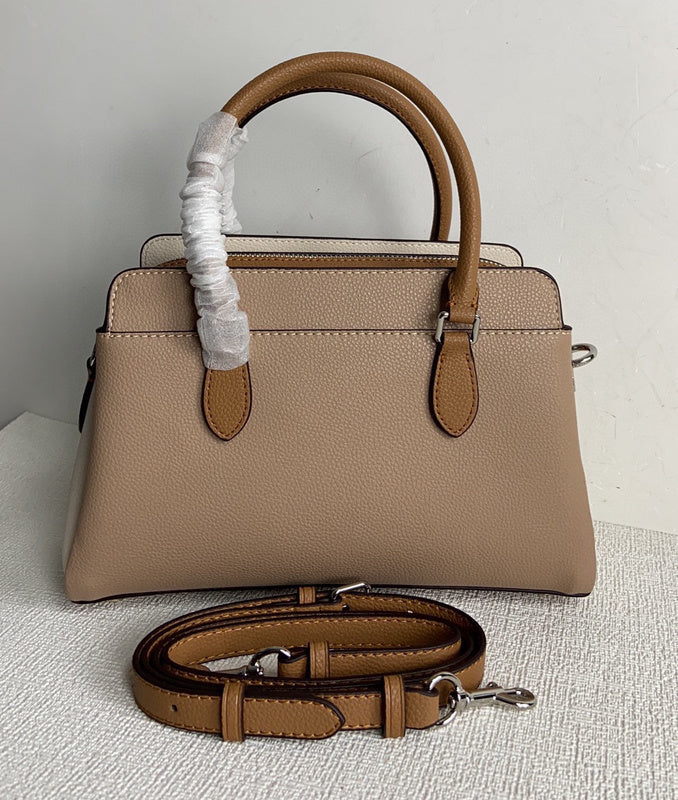 COZY - CAH Bags - 112