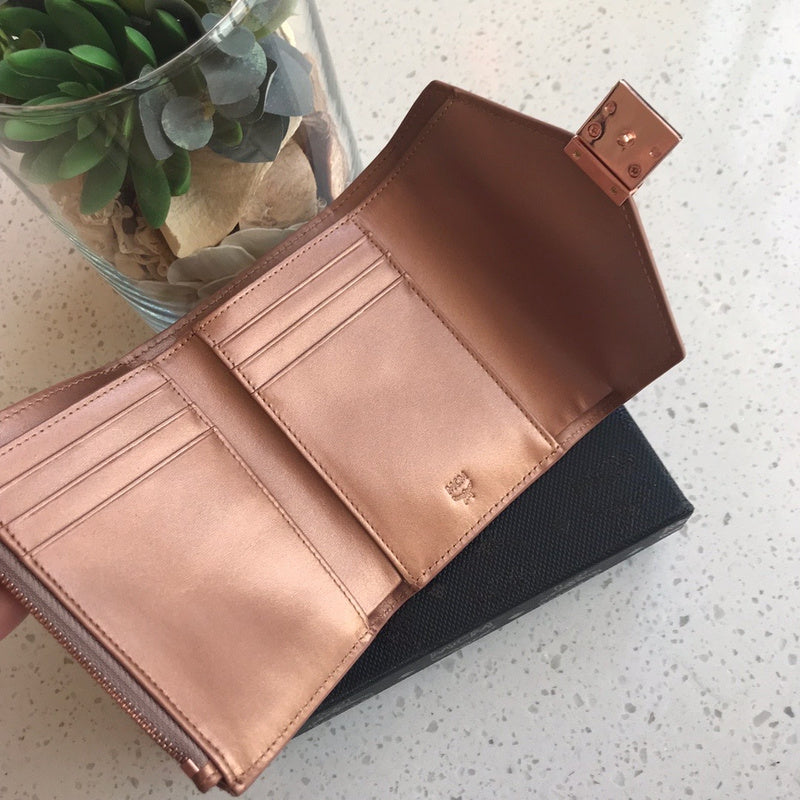 JB - MQM Wallets - 100