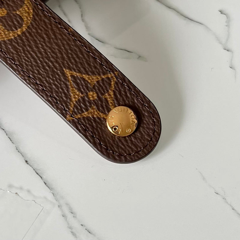 COZY - LOV Wallets - 410