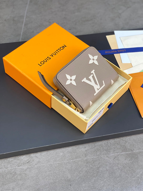 COZY - LOV Wallets - 012
