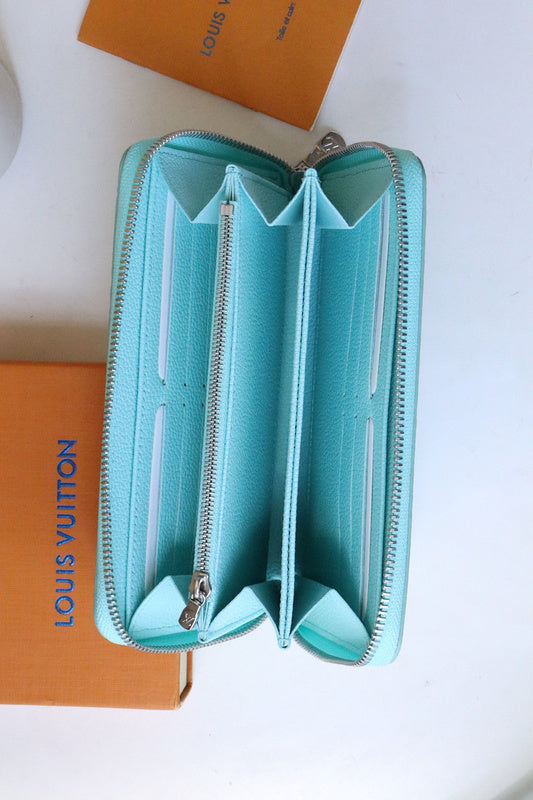 COZY BAGS - LOV Wallets - 500