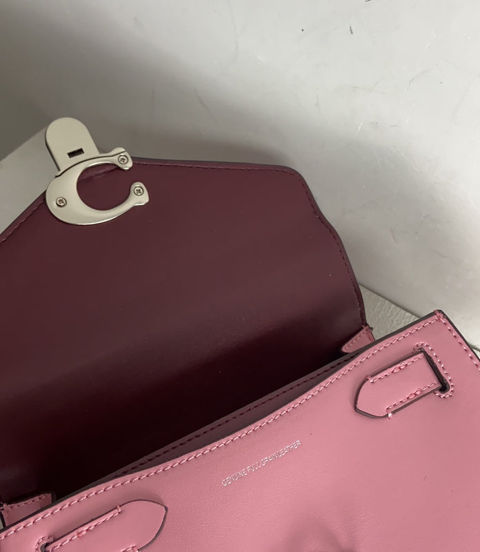 COZY - CAH Bags - 330