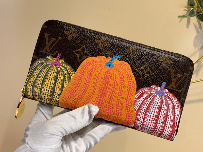 COZY - LOV Wallets - 143