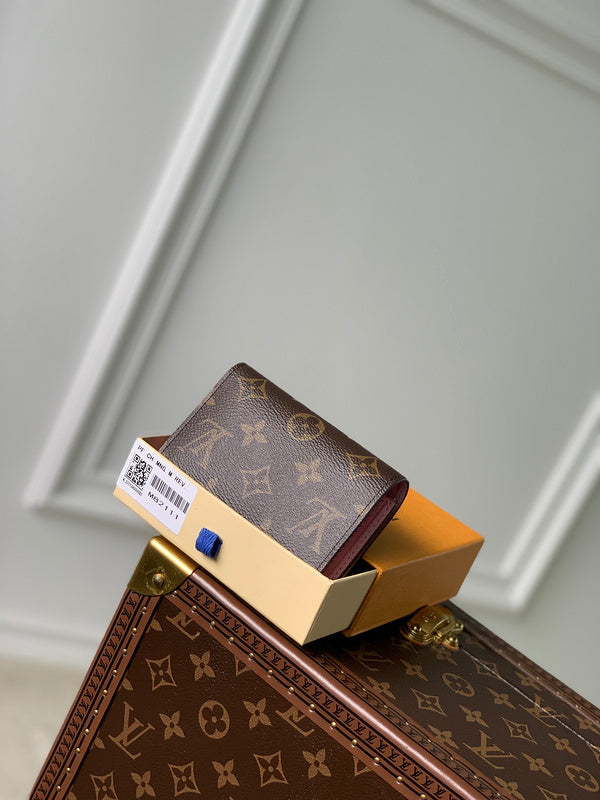 COZY - LOV Wallets - 205