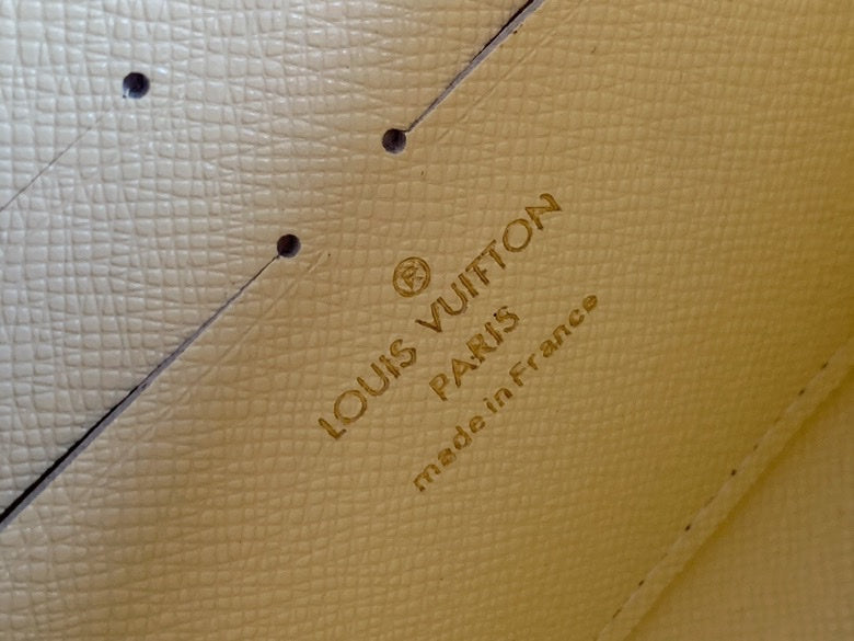 COZY BAGS - LOV Wallets - 706