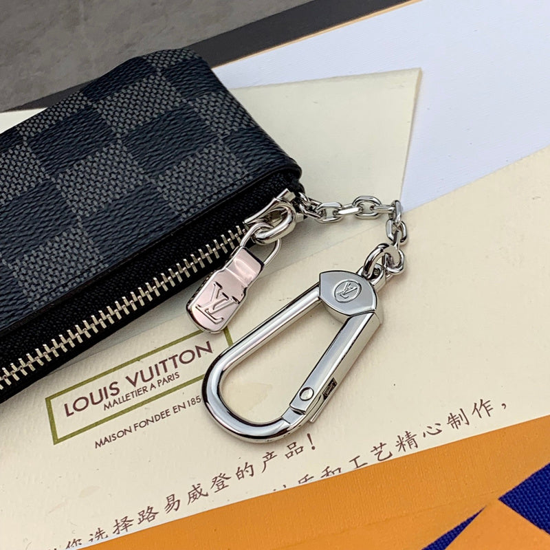 COZY - LOV Wallets - 253