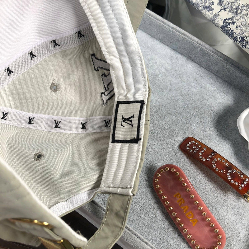 COZY BAGS - LOV Hats & Caps - 225