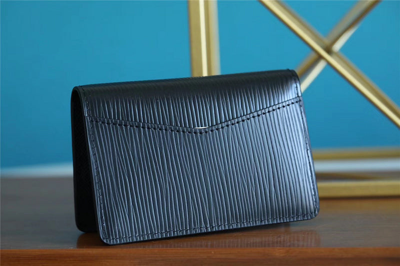 COZY BAGS - LOV Card Case - 136