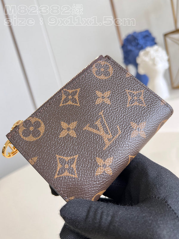COZY - LOV Wallets - 046