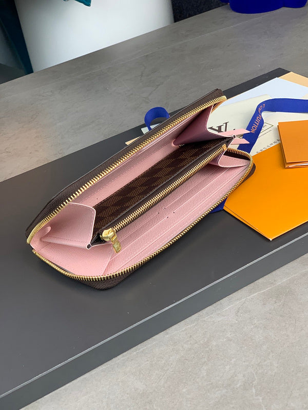 COZY - LOV Wallets - 168