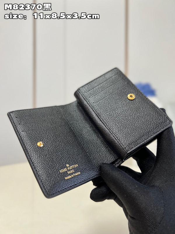 COZY - LOV Wallets - 208