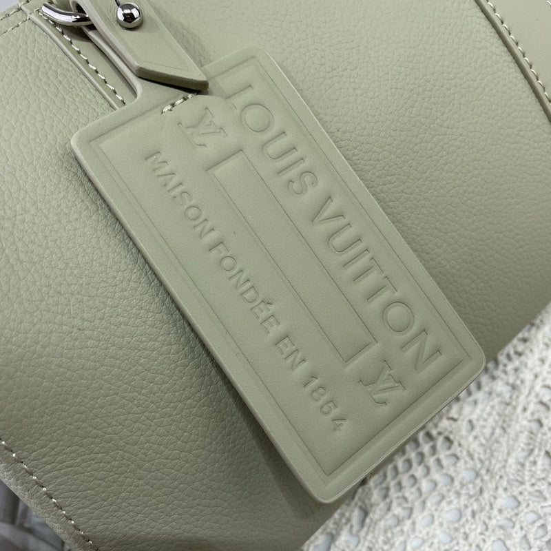 JB - LOV Travel Bags - 043
