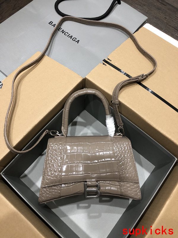 COZY BAGS - BG Hourglass Bags - 106