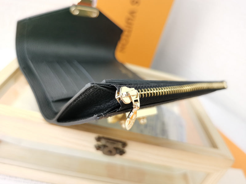 COZY BAGS - LOV Wallets - 743