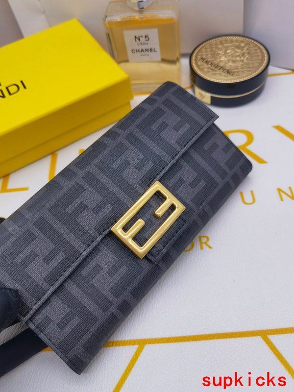 COZY BAGS - Mix Wallets - 641