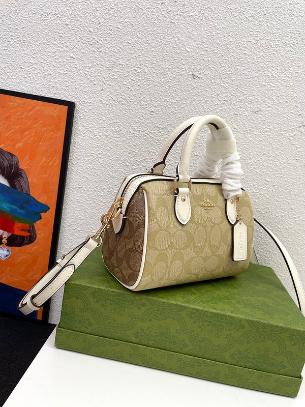 COZY - CAH Bags - 303