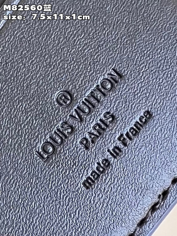 COZY - LOV Wallets - 066