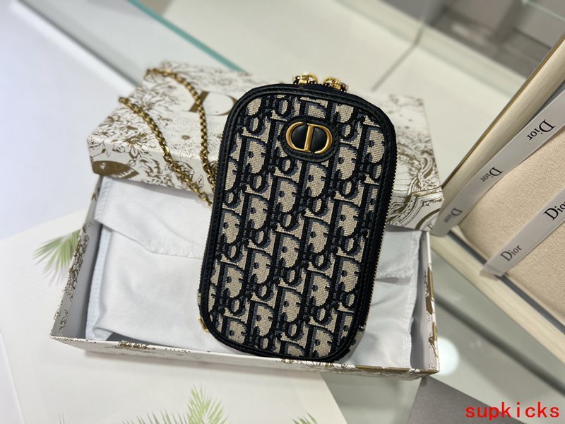 COZY BAGS - Mix Wallets - 241